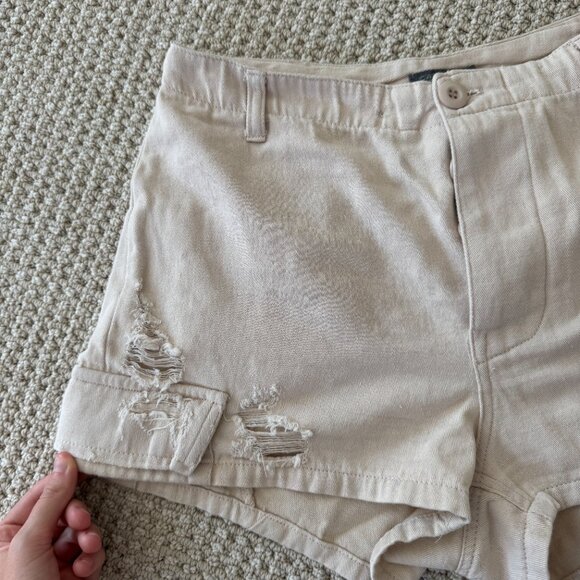 Carmar Tan distressed khaki shorts - Picture 2 of 5